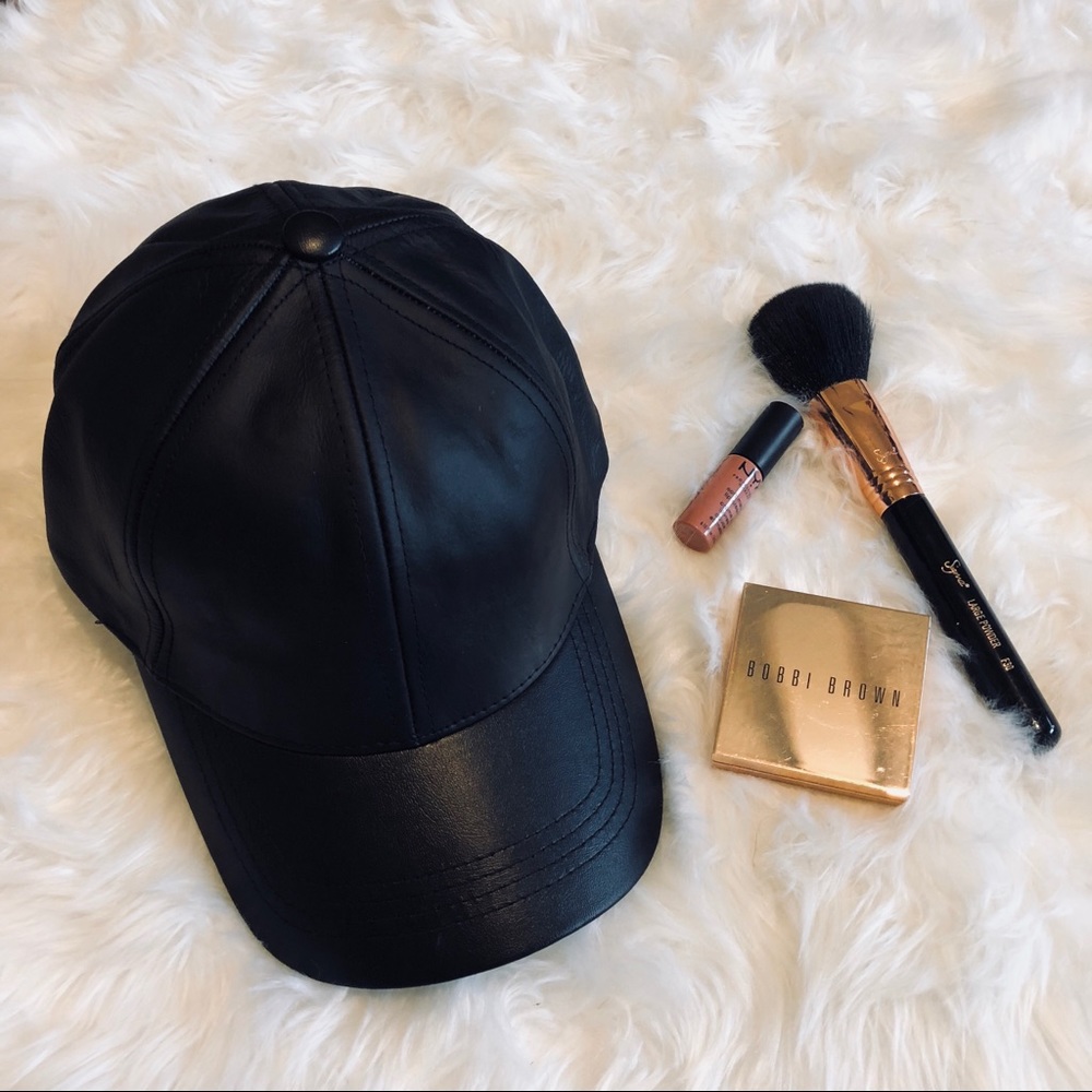 Handmade Black Leather Baseball Cap 🐾